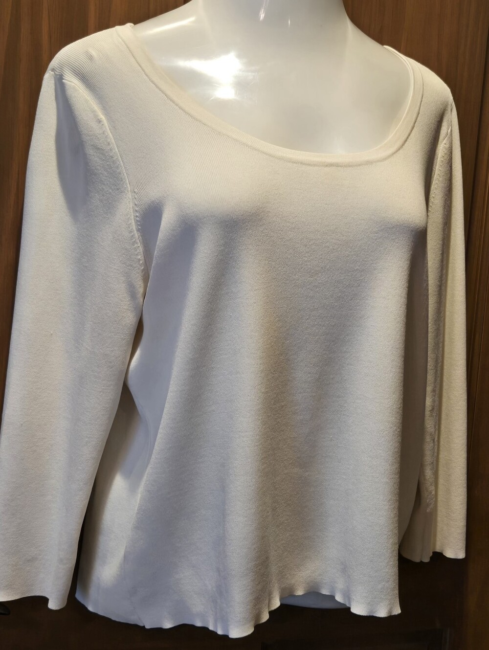 Laura Ashley Ivory Scoop Neck 3/4 Sleeve Top
